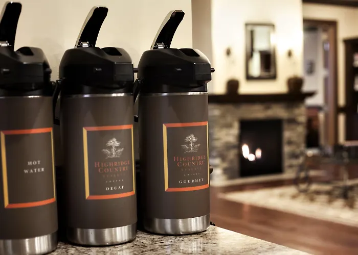 Country Inn & Suites By Radisson, Pella, Ia