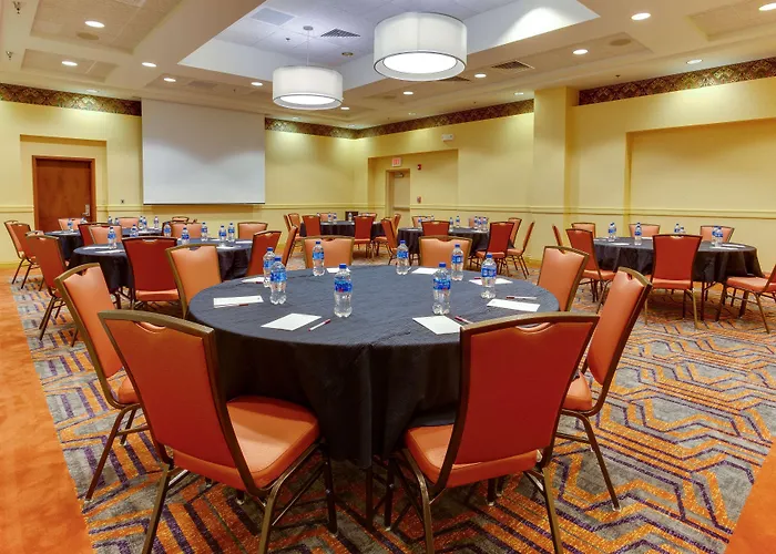 Drury Inn & Suites West Des Moines